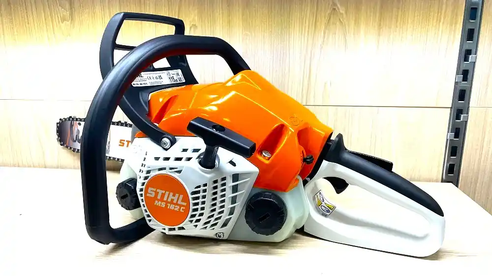 Abverkauf STIHL Benzin-Motorsäge MS 162 C-BE - 30cm
